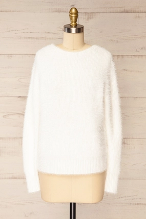 Arkhaule | Fuzzy White Sweater w/ Twisted Back