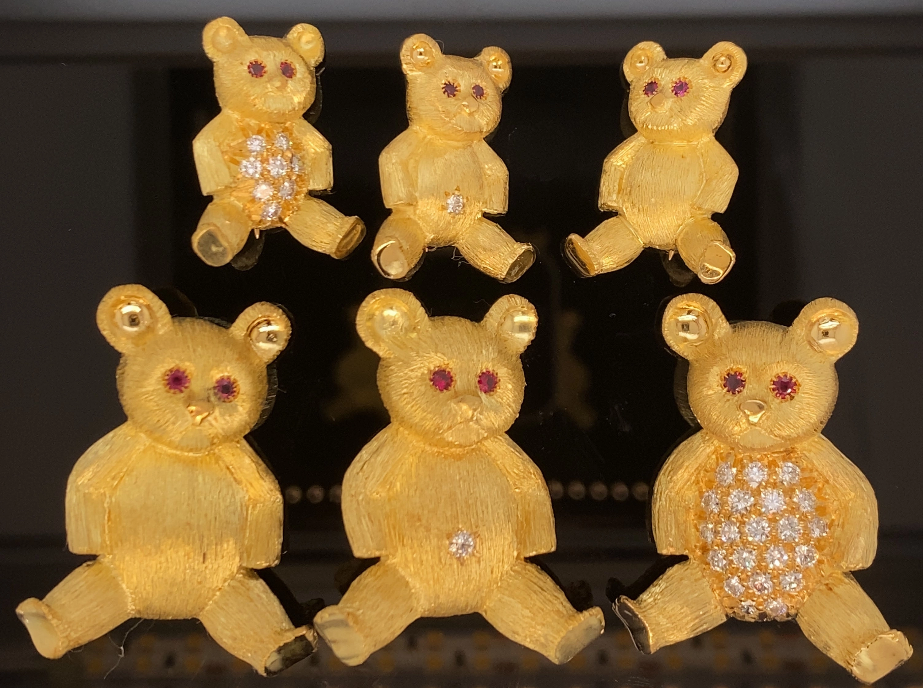 Bear, large Teddy Bear, Diamond Tummy