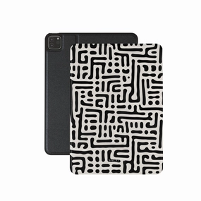 Black & White Maze iPad Case