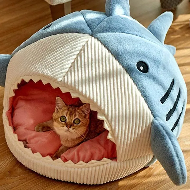 Cozy Shark Pet Bed - Portable Warm House for Cats and Dogs