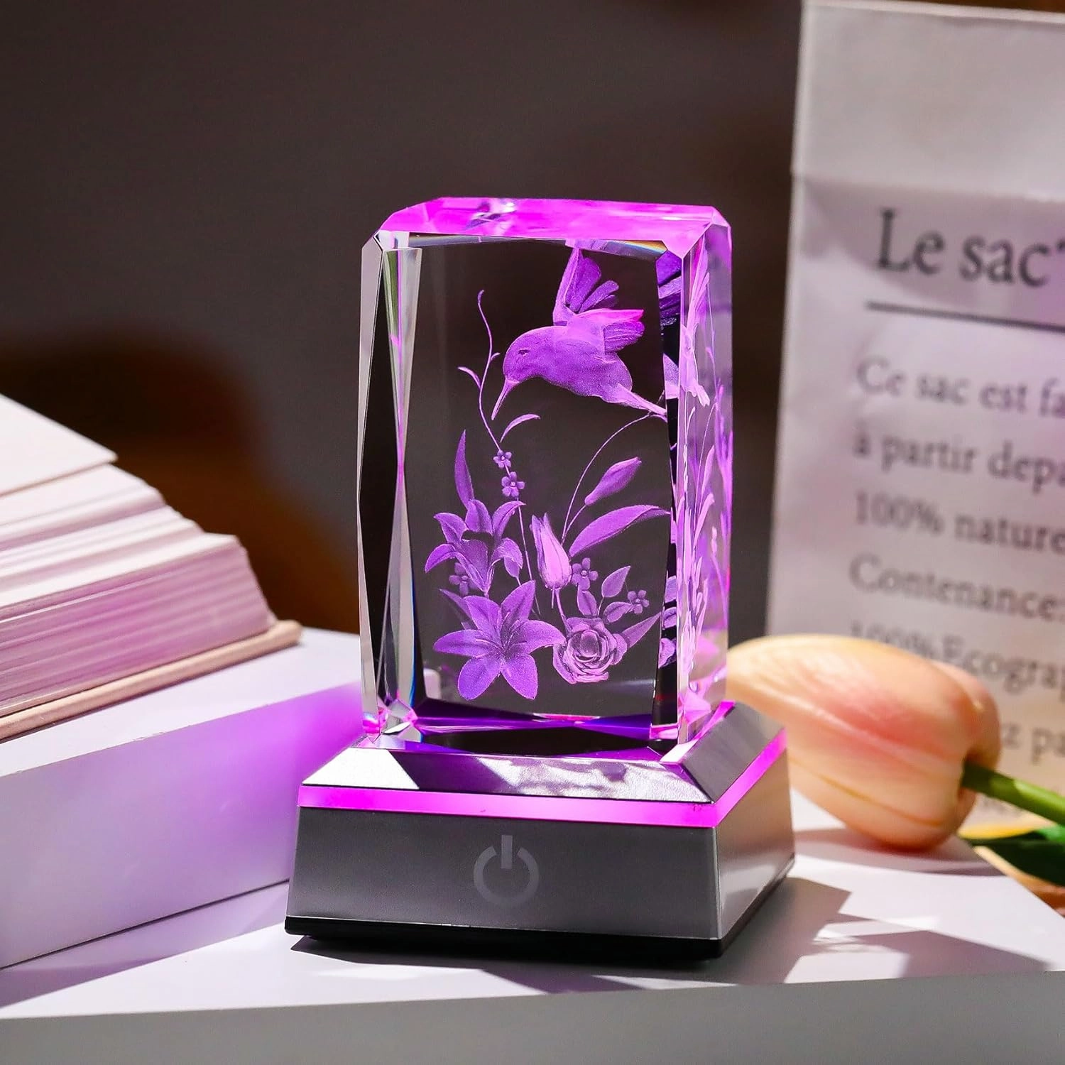 Enjinkail 3D Hummingbird for Mom Women Glass Figurines Crystal Humming Bird Lily Flower Statue Home Decor with Light Base, Present for Nature Lovers on Birthday Christmas
