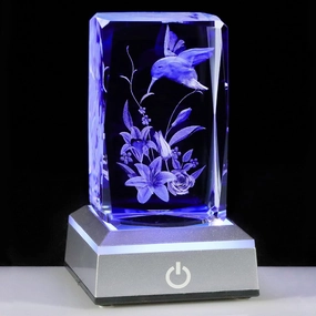 Enjinkail 3D Hummingbird for Mom Women Glass Figurines Crystal Humming Bird Lily Flower Statue Home Decor with Light Base, Present for Nature Lovers on Birthday Christmas
