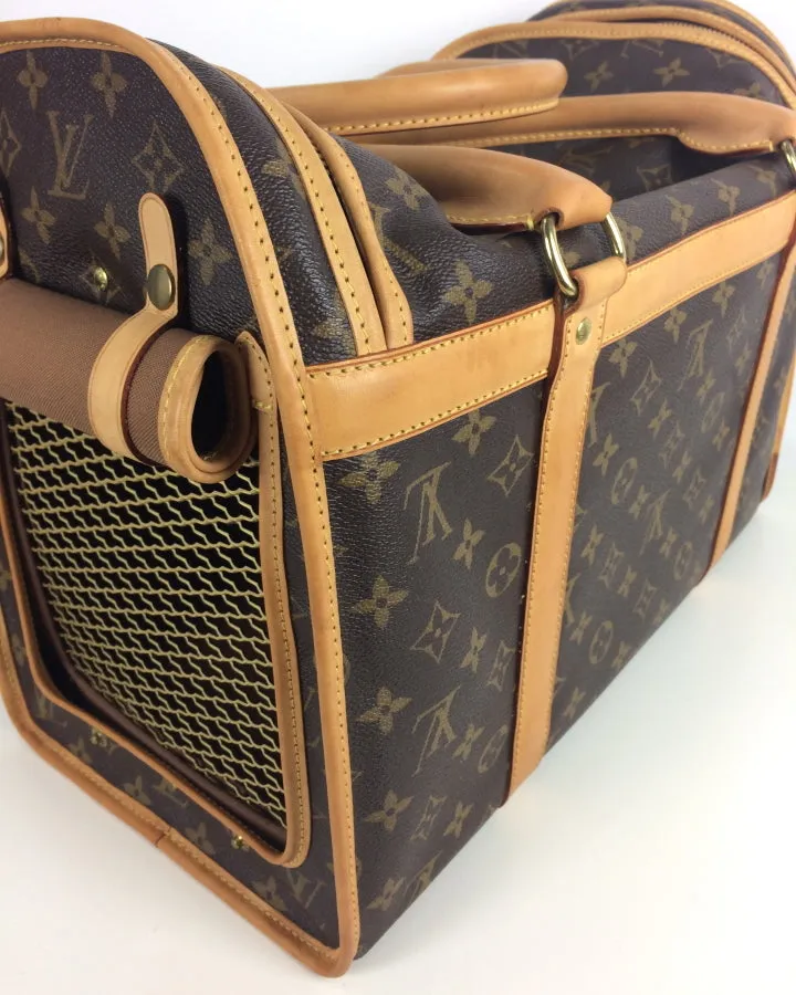 Louis Vuitton pet/ dog carrier 40 monogram