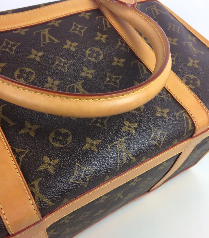 Louis Vuitton pet/ dog carrier 40 monogram