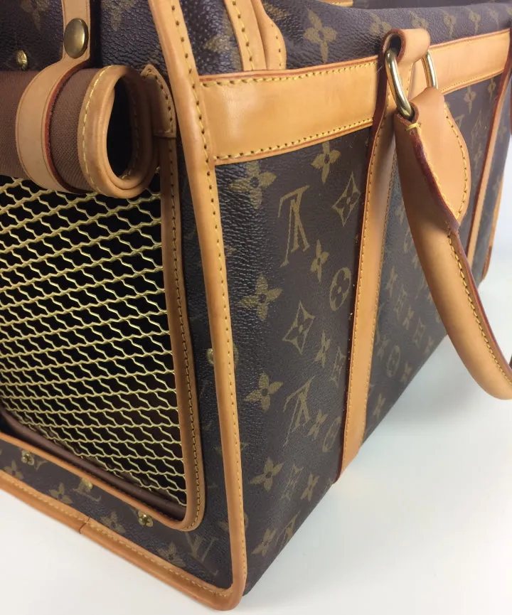 Louis Vuitton pet/ dog carrier 40 monogram