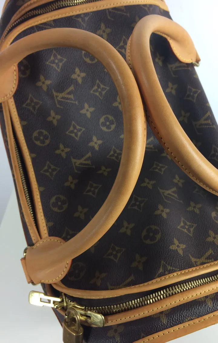 Louis Vuitton pet/ dog carrier 40 monogram