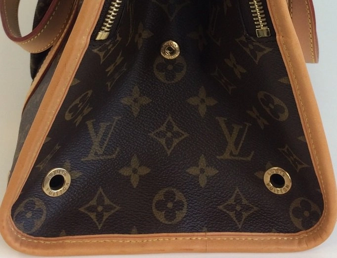 Louis Vuitton baxter GM pet/ dog carrier