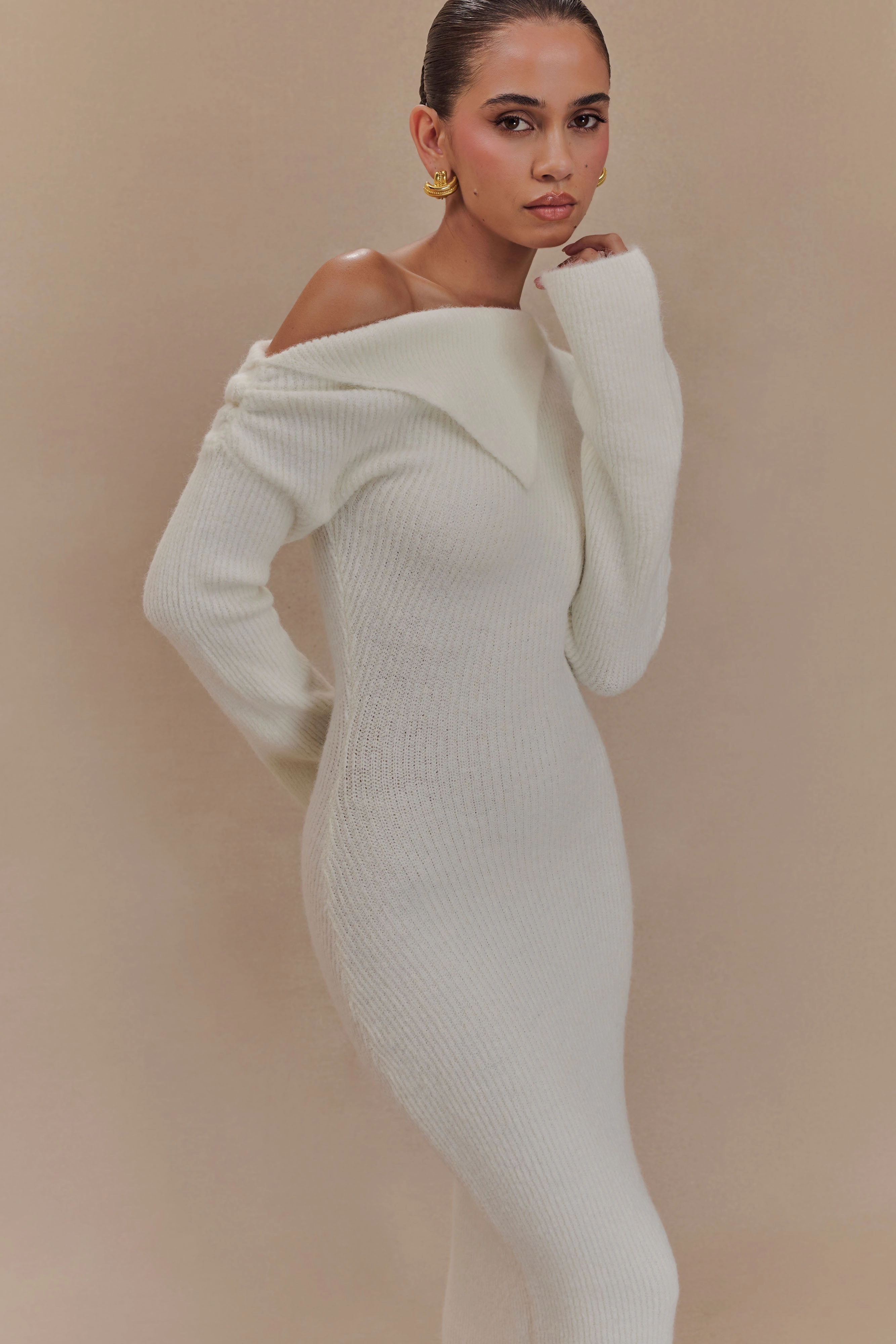 Magenta One Shoulder Fluffy Knit Midi Dress - Ivory