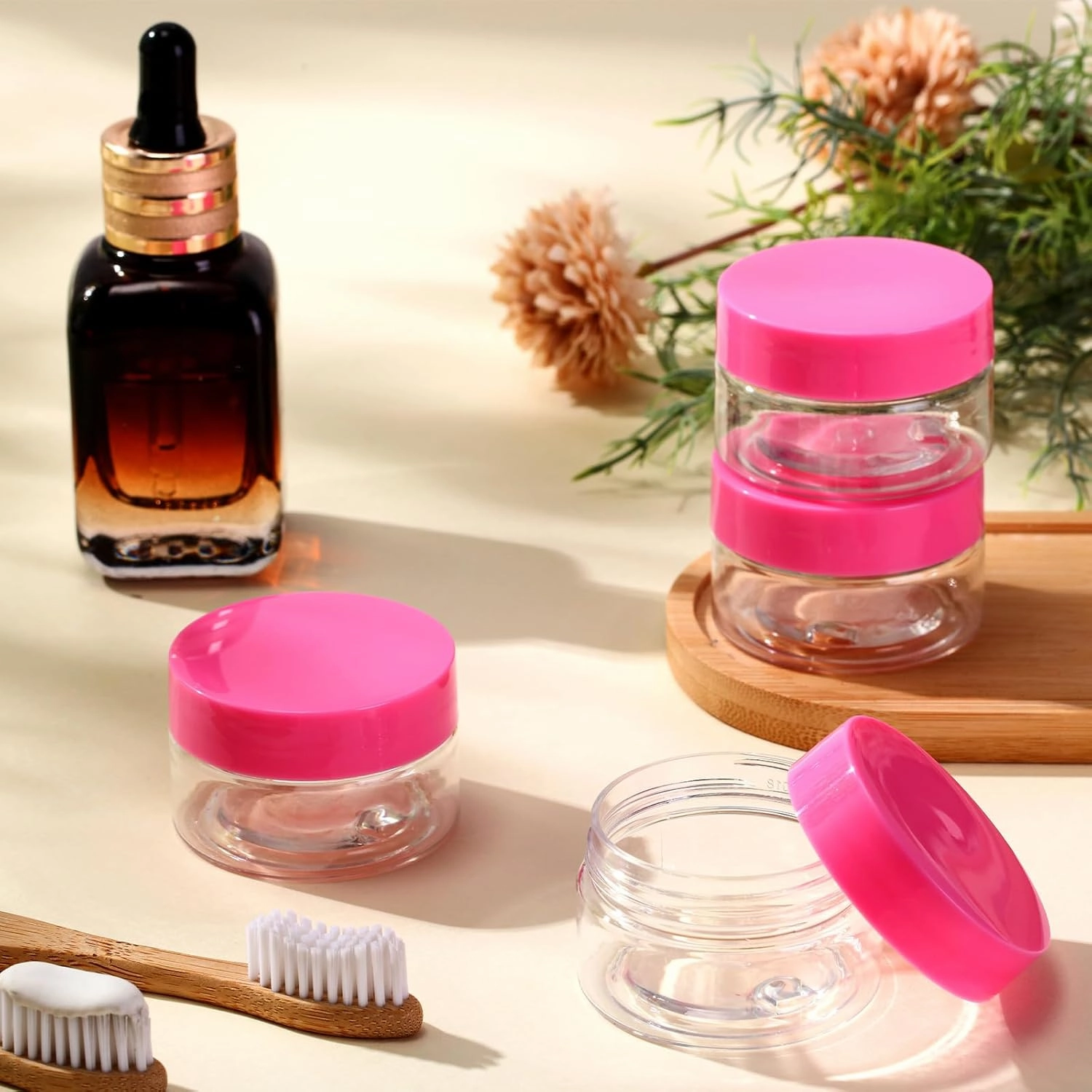 SATINIOR 100 Pcs Plastic Jars with Lids Small Containers Lids Wide Mouth Small Plastic Containers for Lotion Cream Rhinestones Body Butters Travel Storage(1 oz,Clear with Pink Lid)