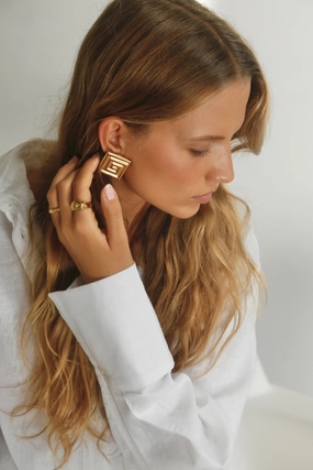 THE MAZE EARRINGS