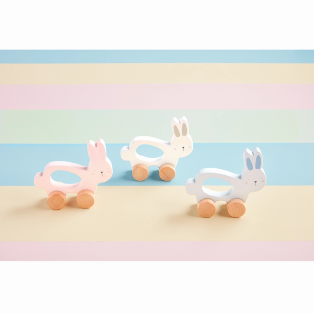 Wood Bunny Pull Toy (3 Colors)